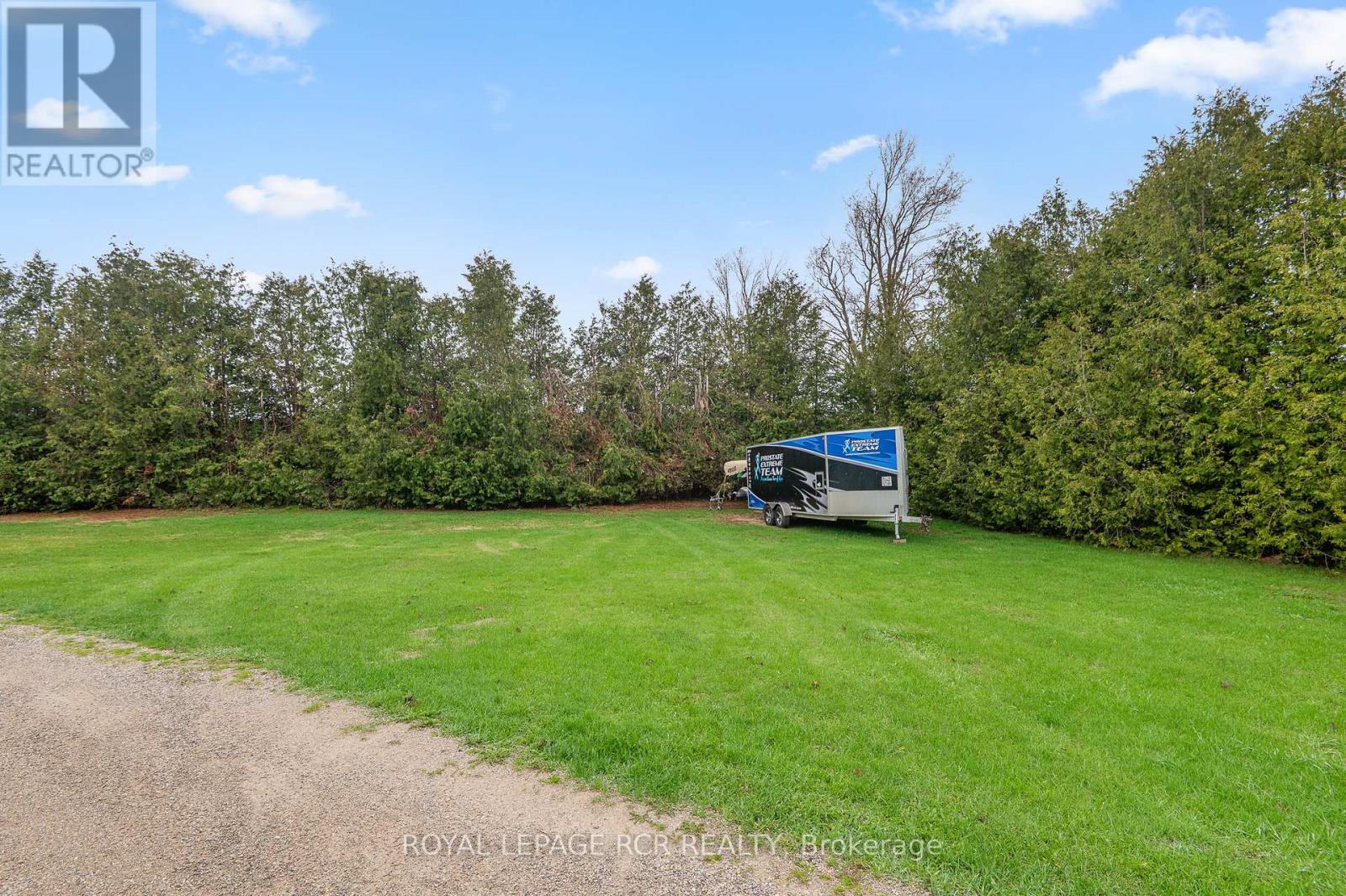 437090 4TH LINE - 32