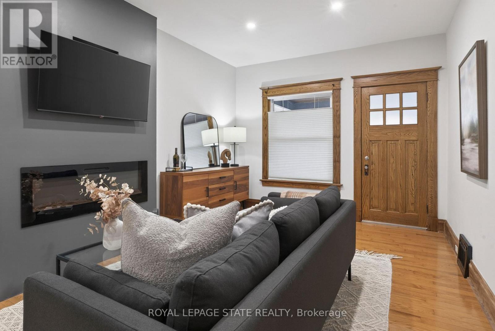 105 HIGHLAND AVENUE - 10