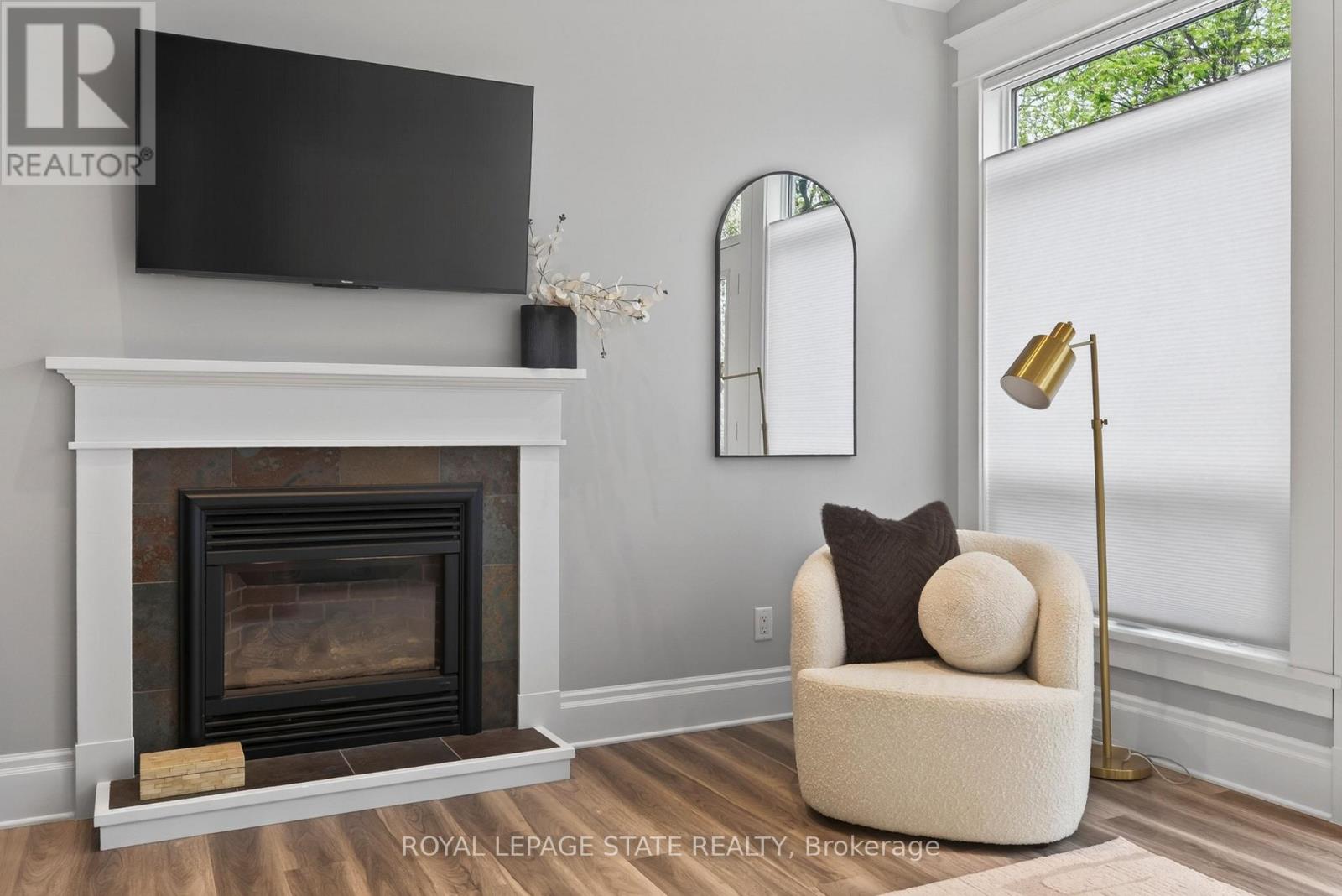 105 HIGHLAND AVENUE - 21
