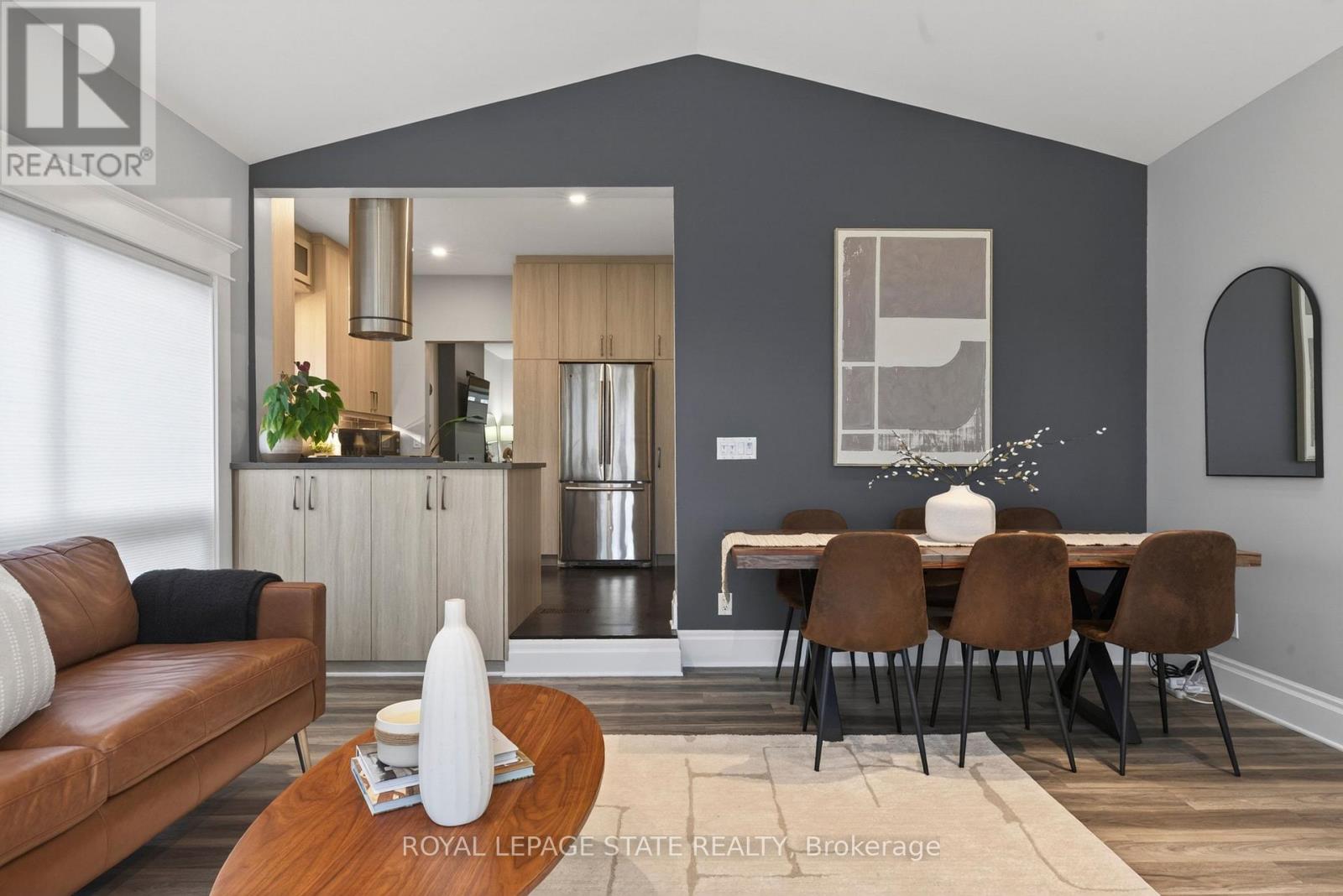 105 HIGHLAND AVENUE - 23