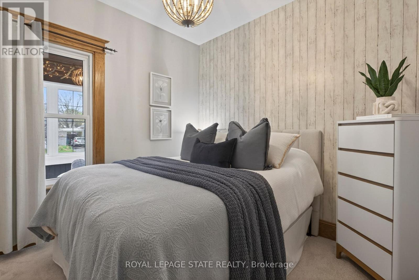 105 HIGHLAND AVENUE - 29