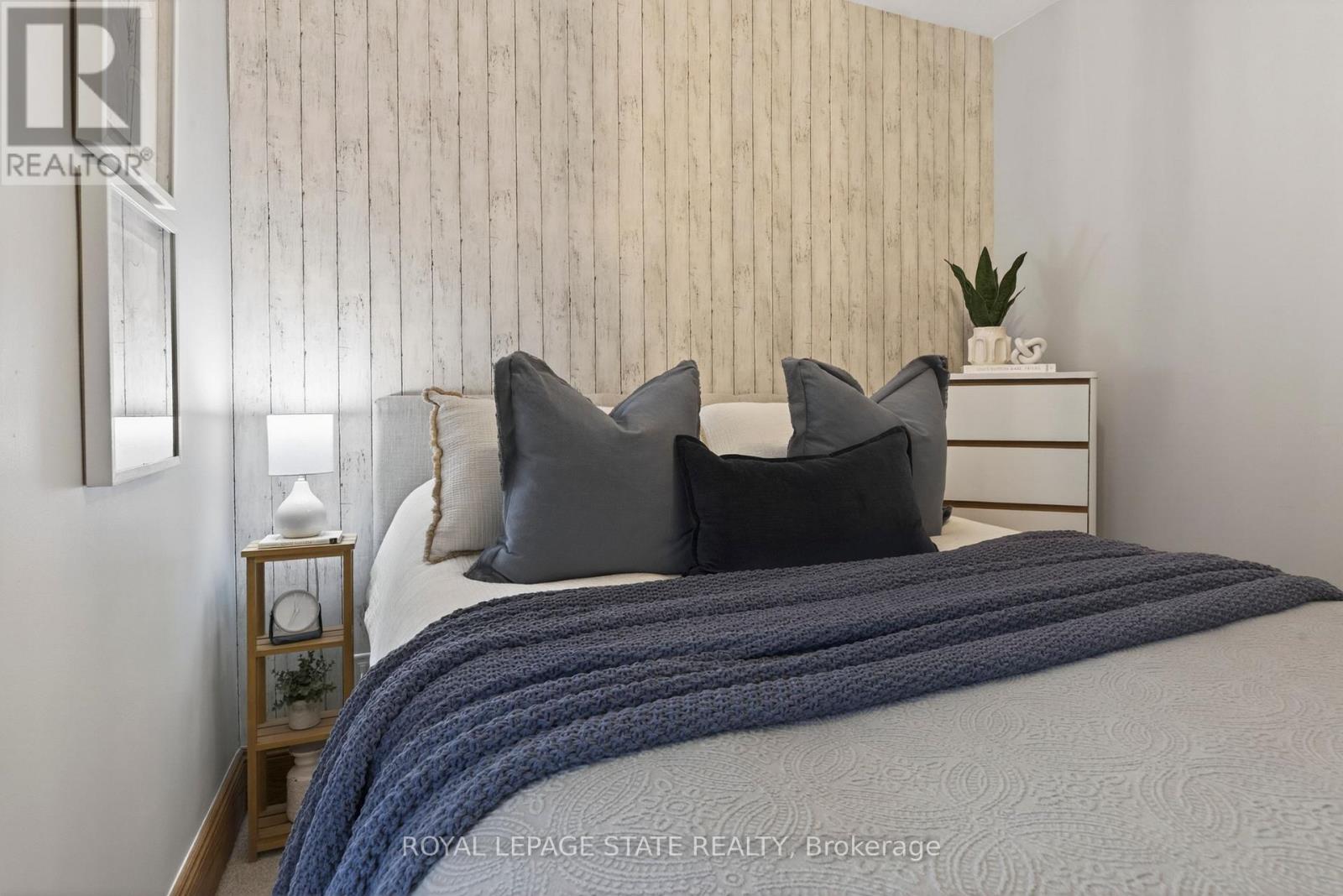105 HIGHLAND AVENUE - 30
