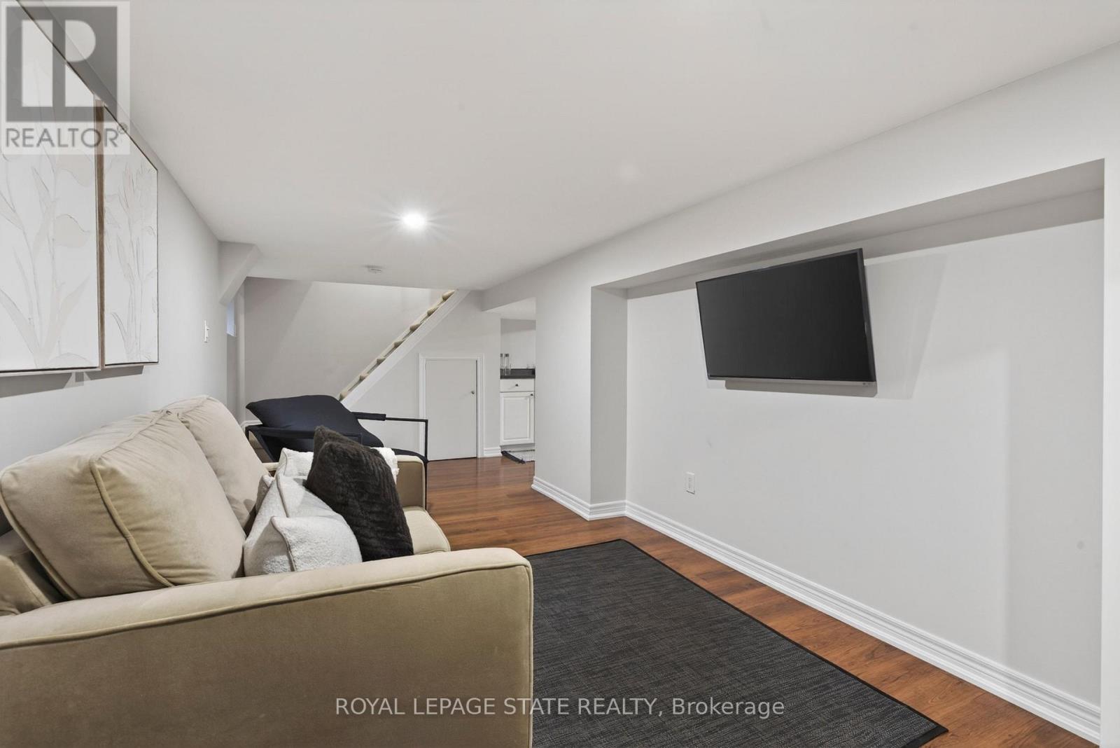 105 HIGHLAND AVENUE - 34