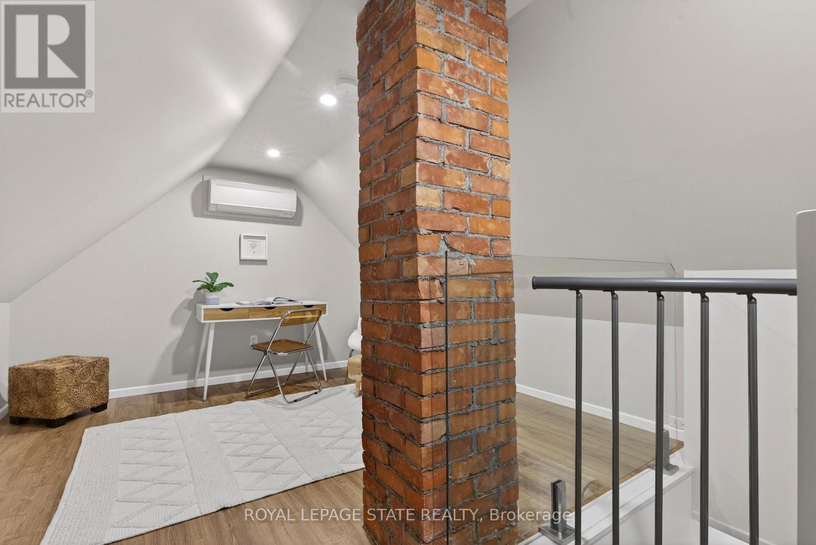 105 HIGHLAND AVENUE - 41