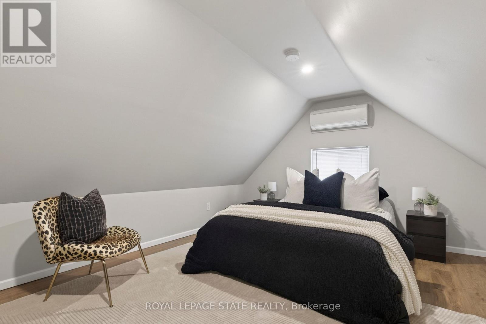 105 HIGHLAND AVENUE - 44