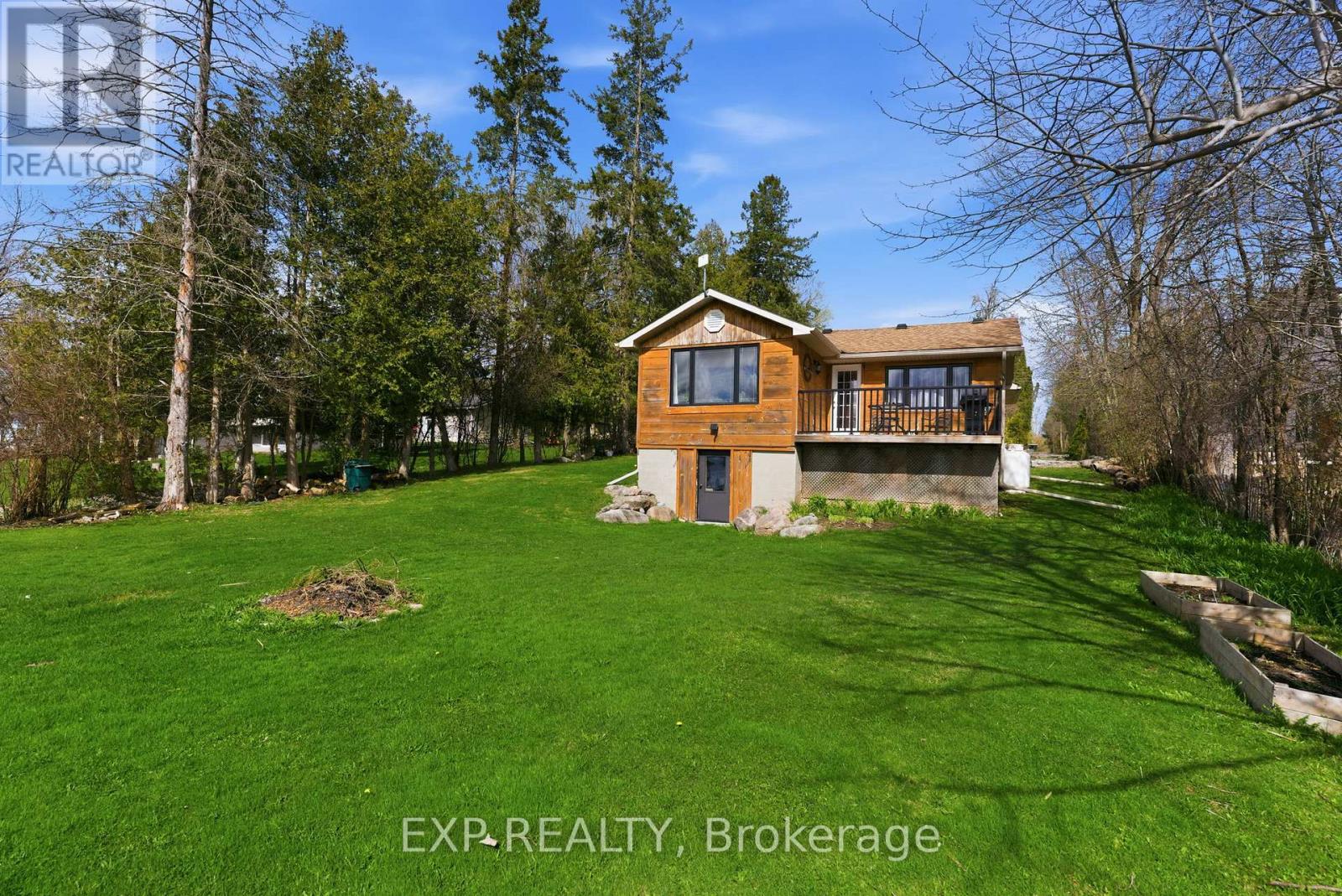 38 COWANS CRESCENT - 2