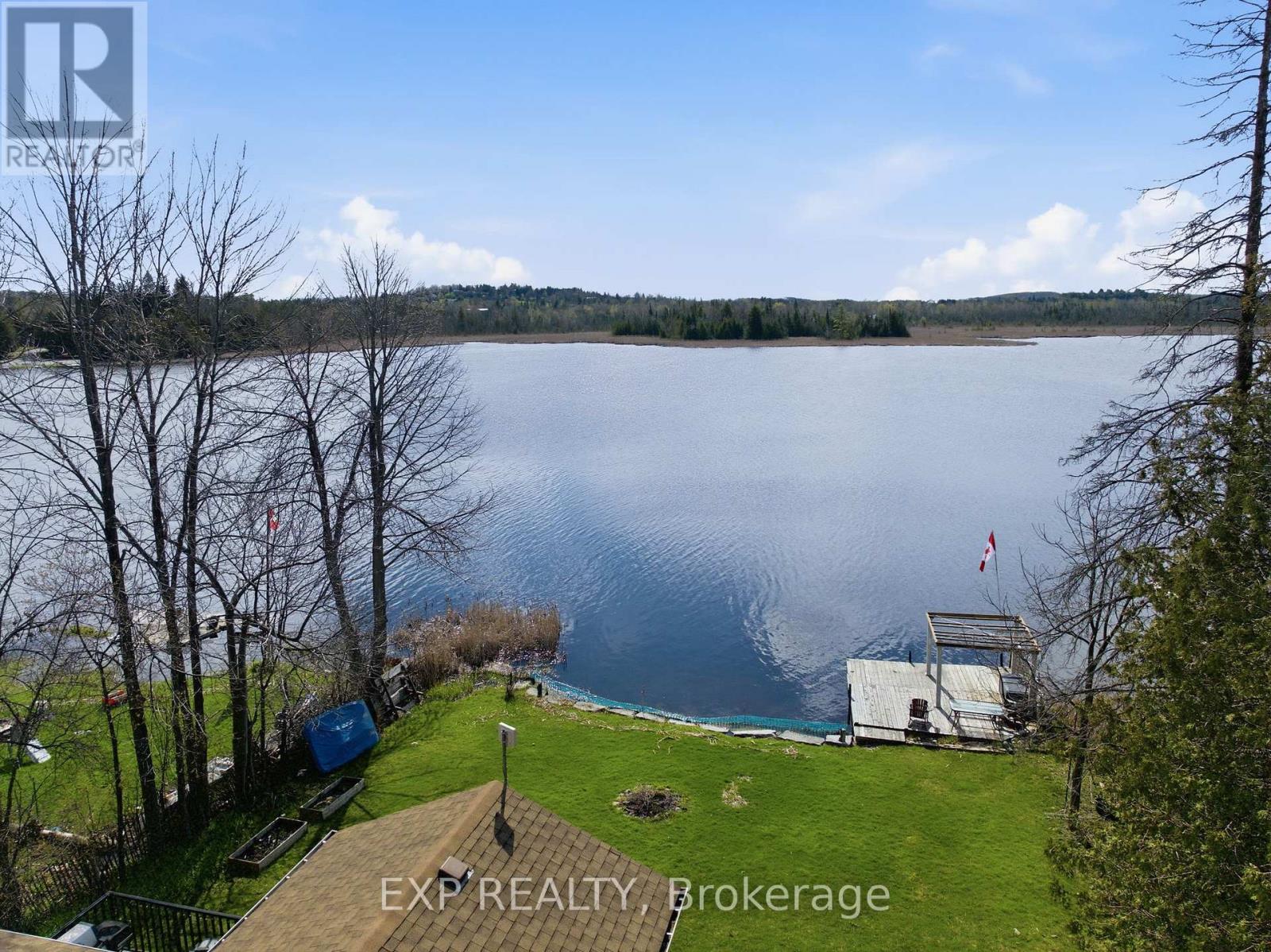 38 COWANS CRESCENT - 34