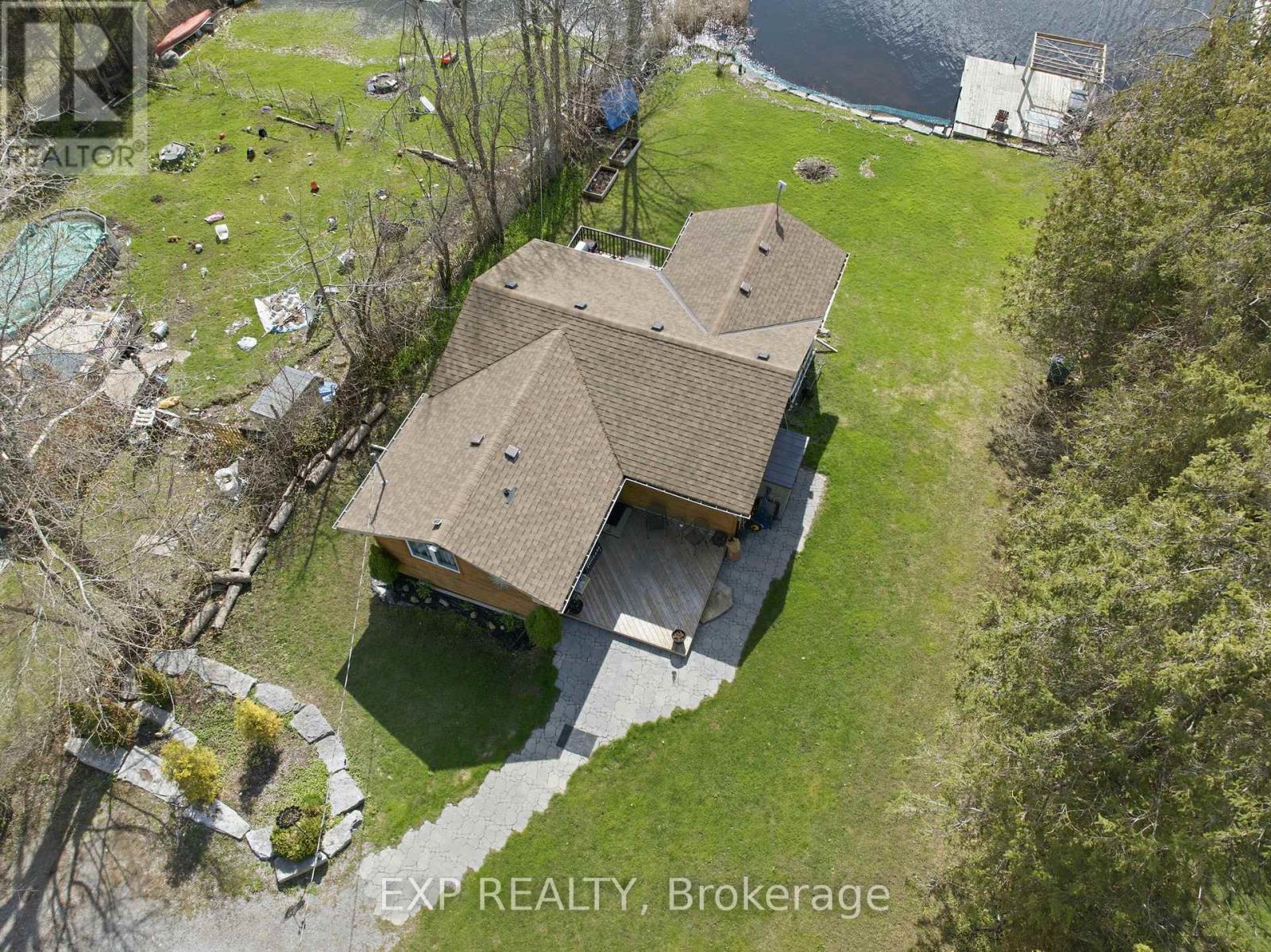 38 COWANS CRESCENT - 39
