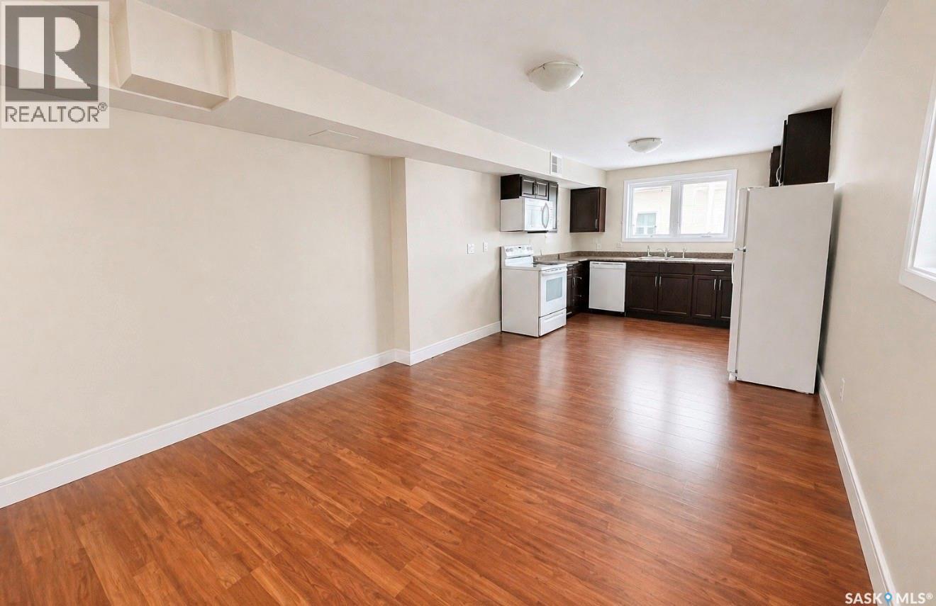 350 Marlatte STREET - 32