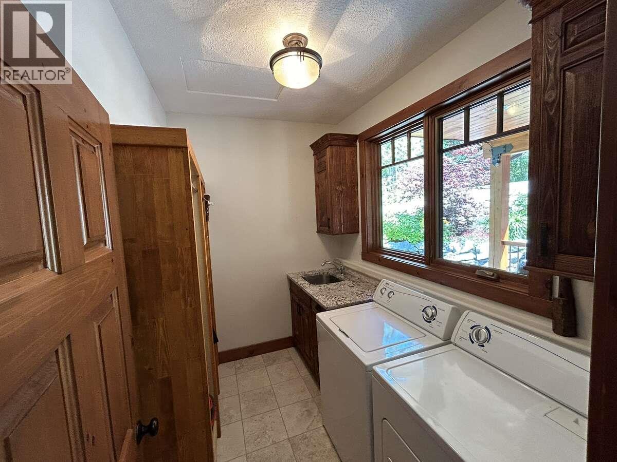 82 Walker Road - 28