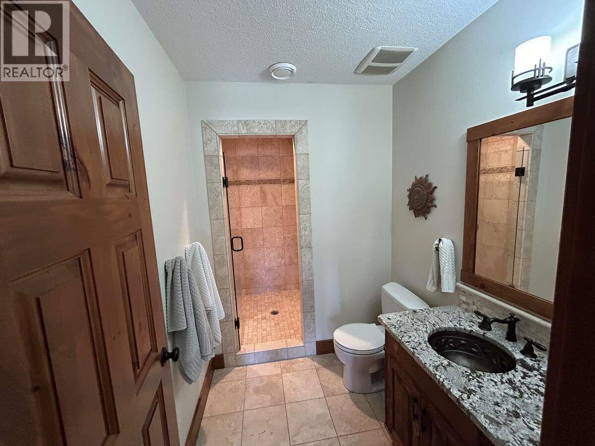 82 Walker Road - 41