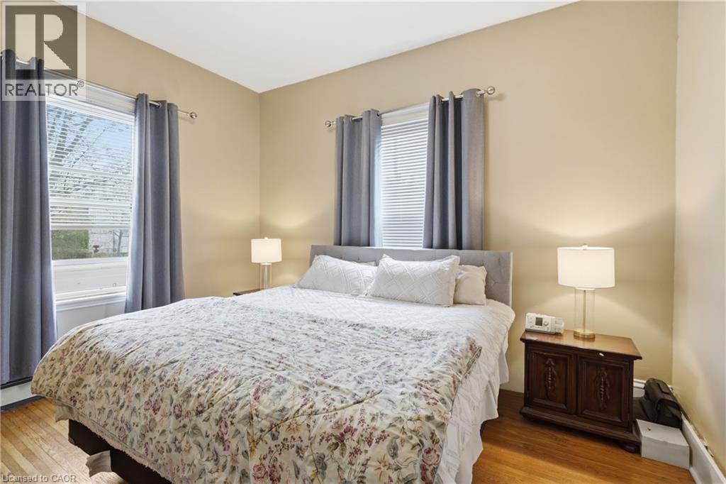 114 GRAND Avenue S - 6