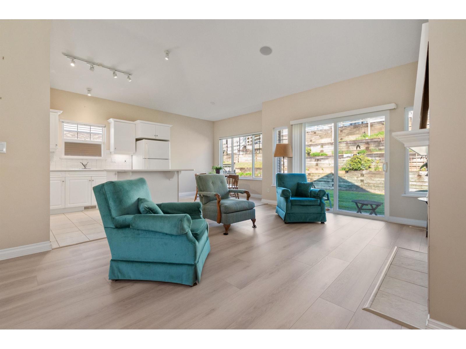 35 5700 JINKERSON ROAD, Promontory, Chilliwack