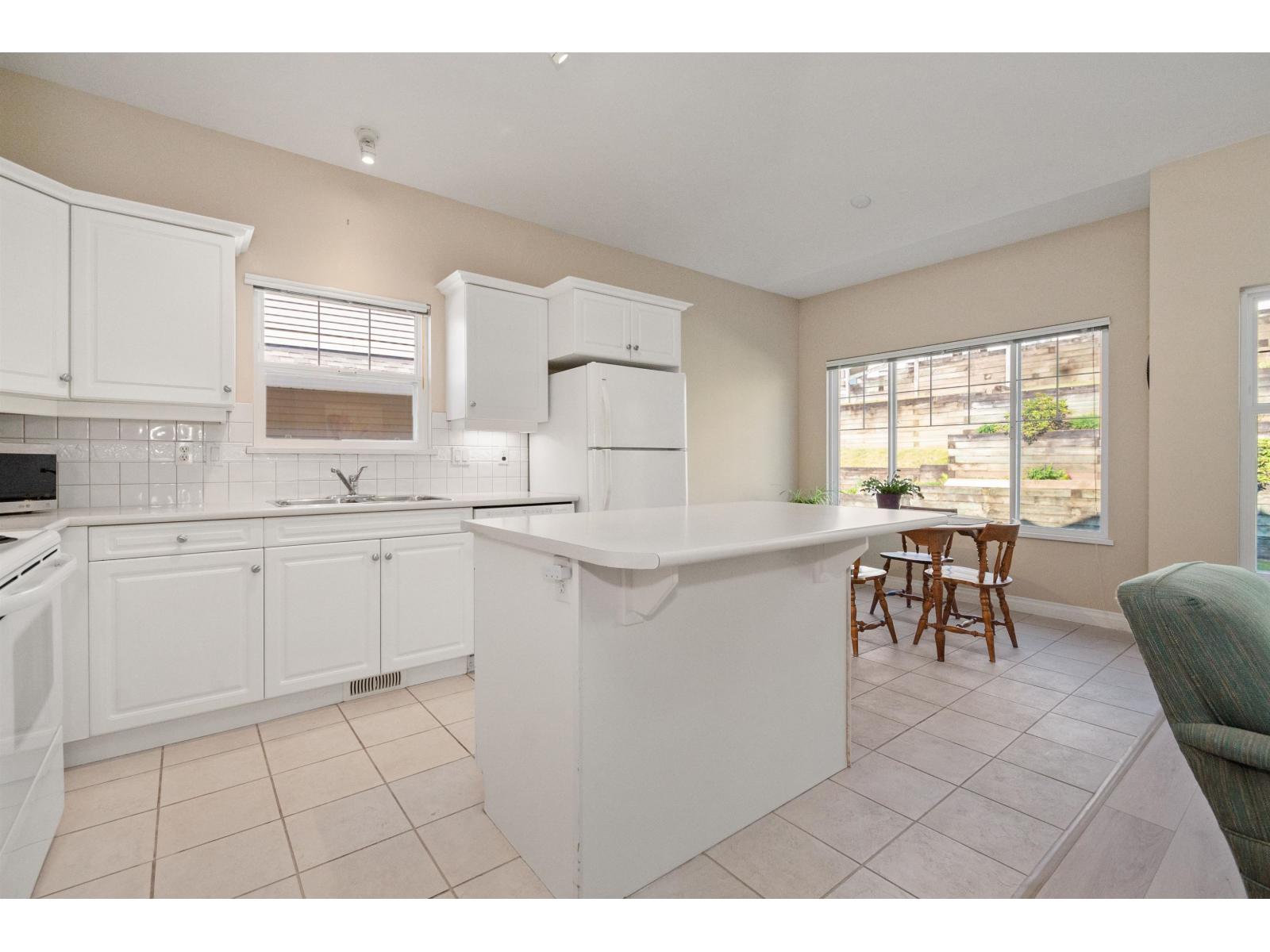 35 5700 JINKERSON ROAD, Promontory, Chilliwack
