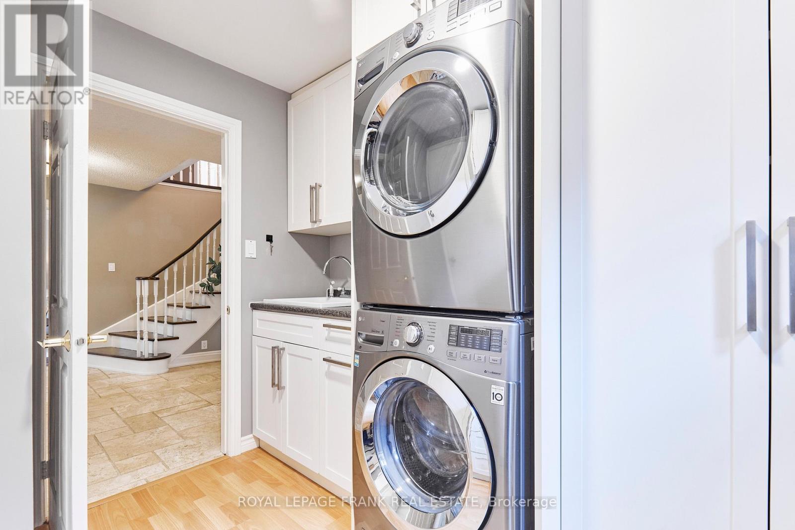 10 DORMAN DRIVE - 26