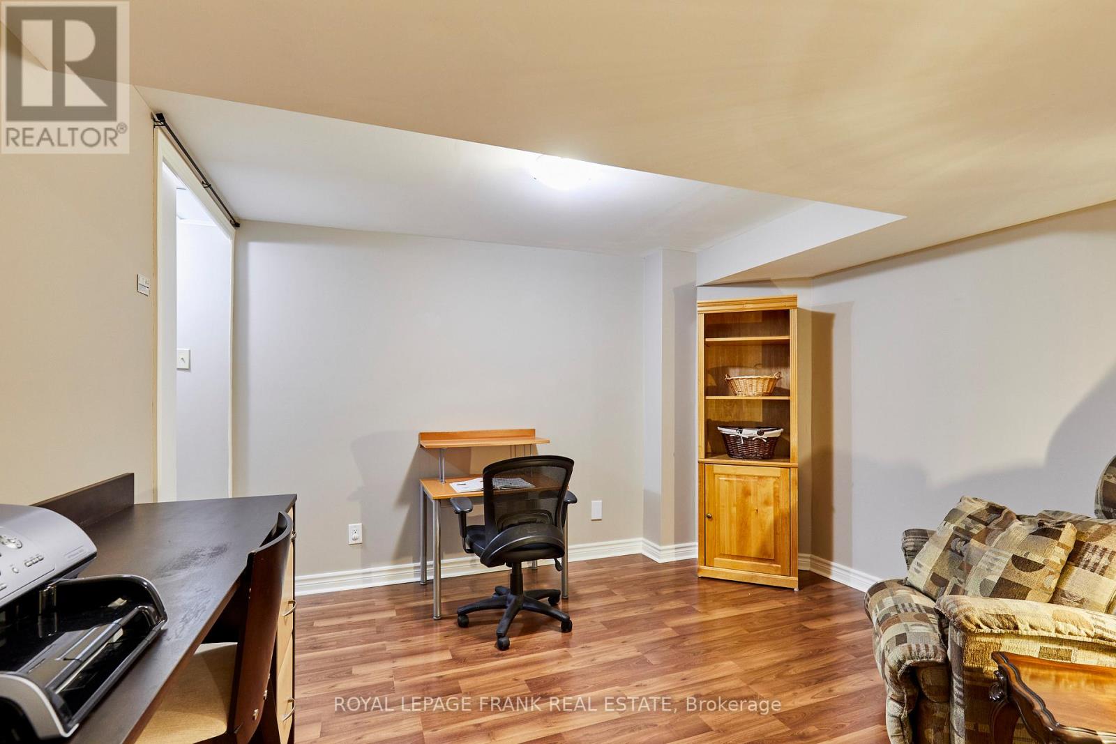 10 DORMAN DRIVE - 43