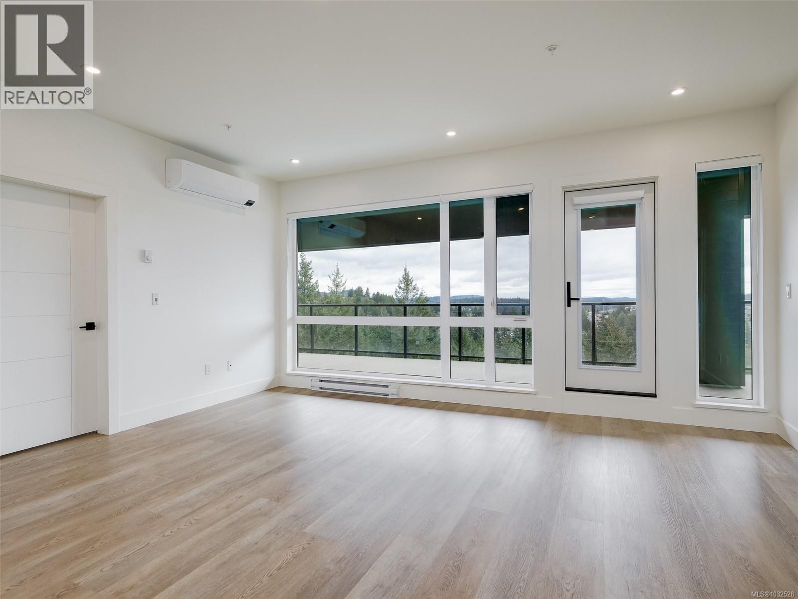 #512 2341 Bear Mountain Pkwy - Image 2