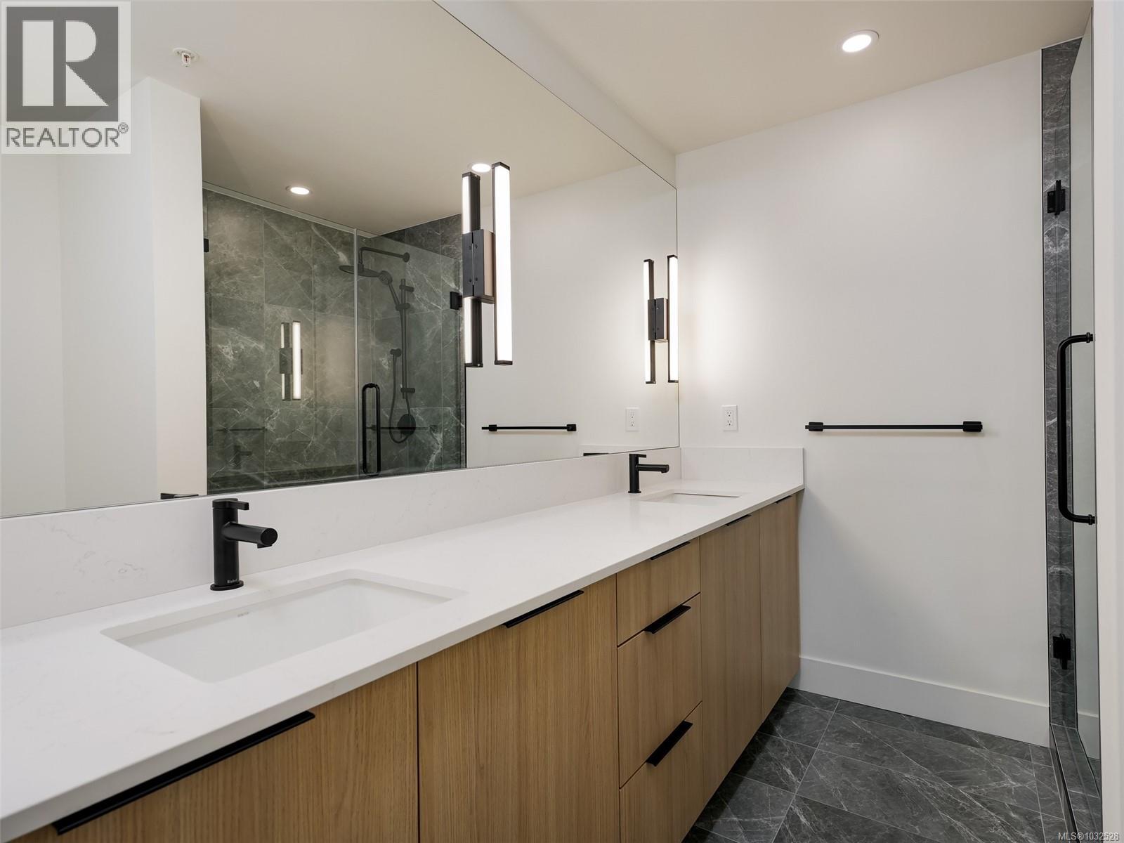 #512 2341 Bear Mountain Pkwy - 12
