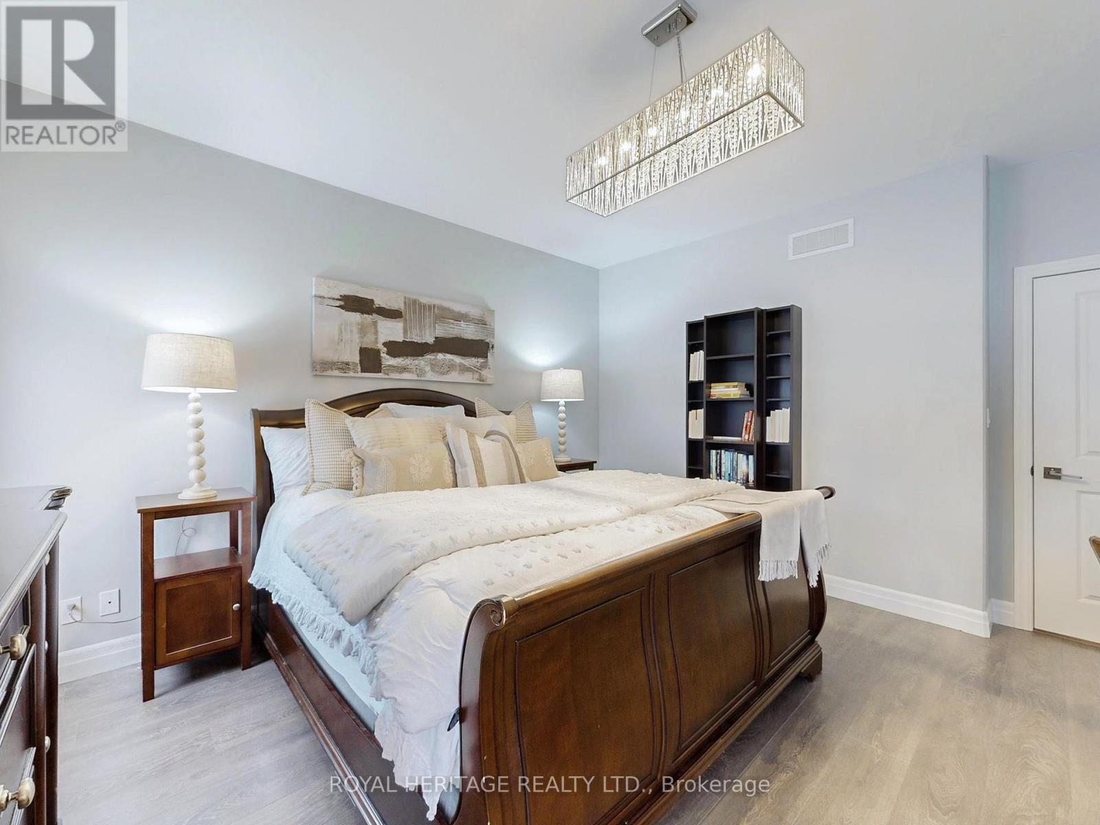 22 BEL AIR CRESCENT - 20