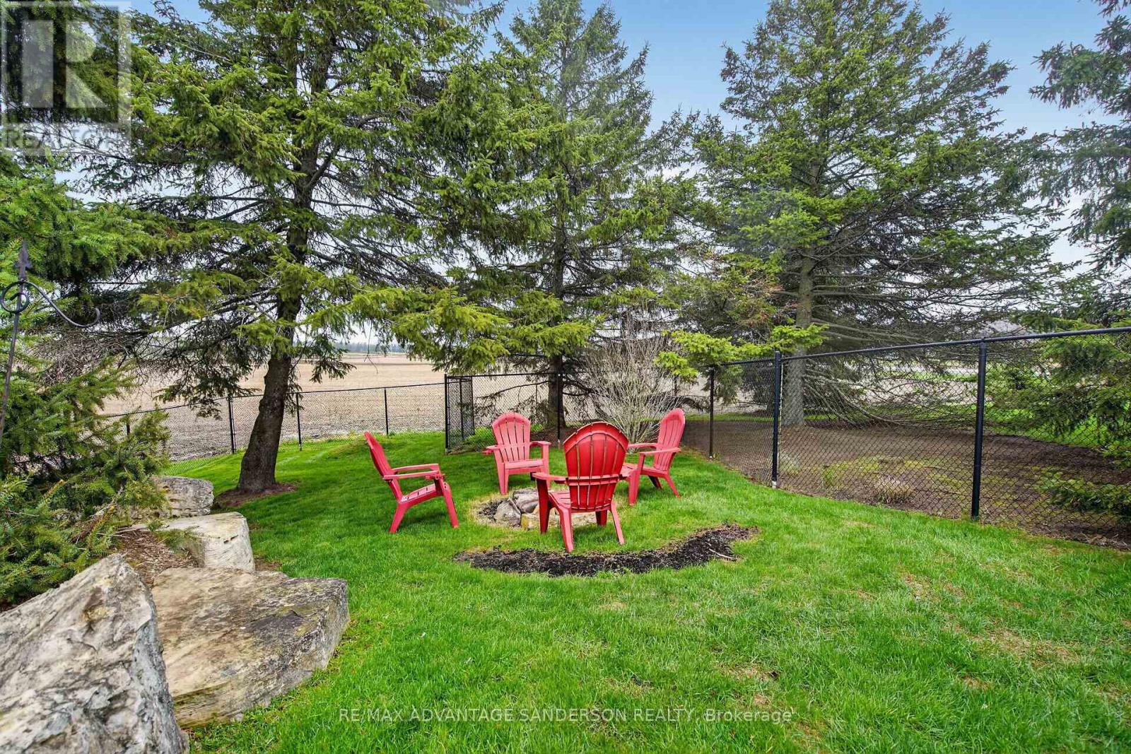 975 SUNNINGDALE ROAD W - 13
