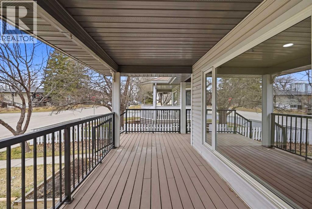 924 19 Avenue NW - photo 4
