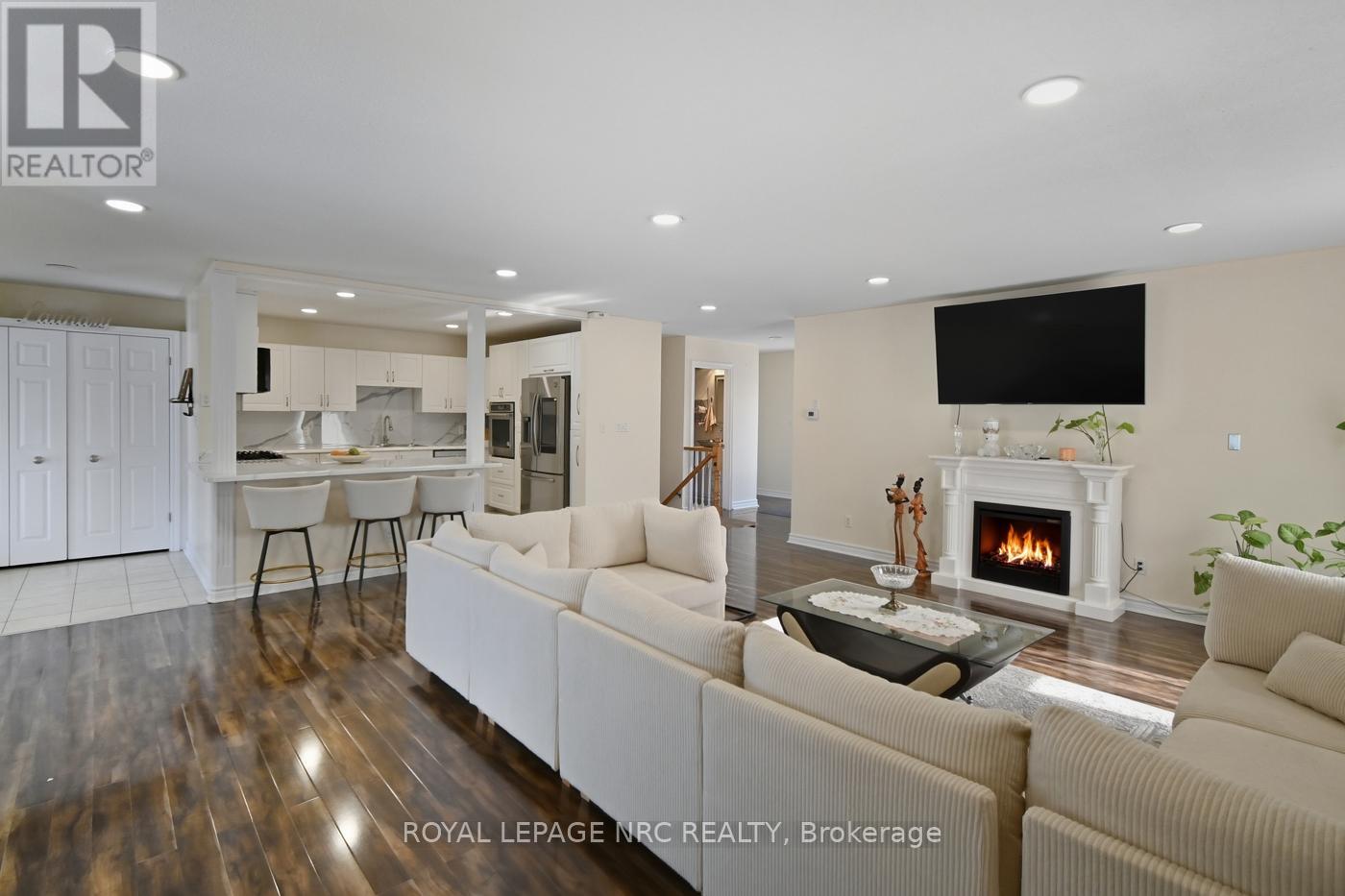 6384 MONTROSE ROAD - 20