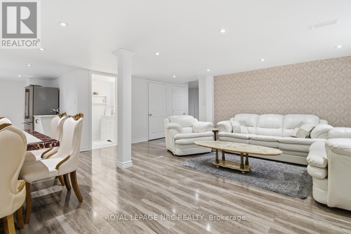 6384 MONTROSE ROAD - 35