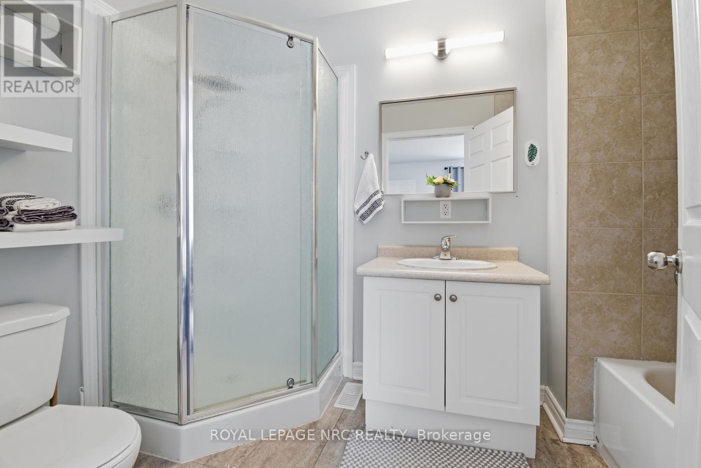 6384 MONTROSE ROAD - 26