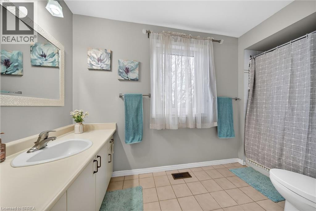 3 BOWES Court, Caledon, Ontario, L7E1A5 — Photo 25