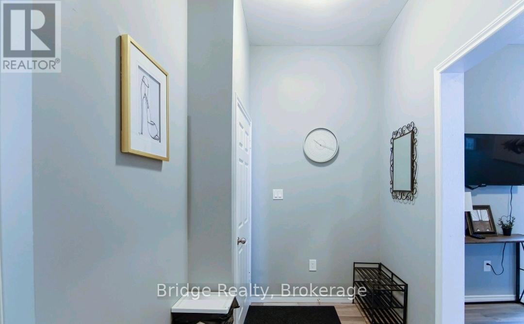 144 ADELAIDE STREET N - 16