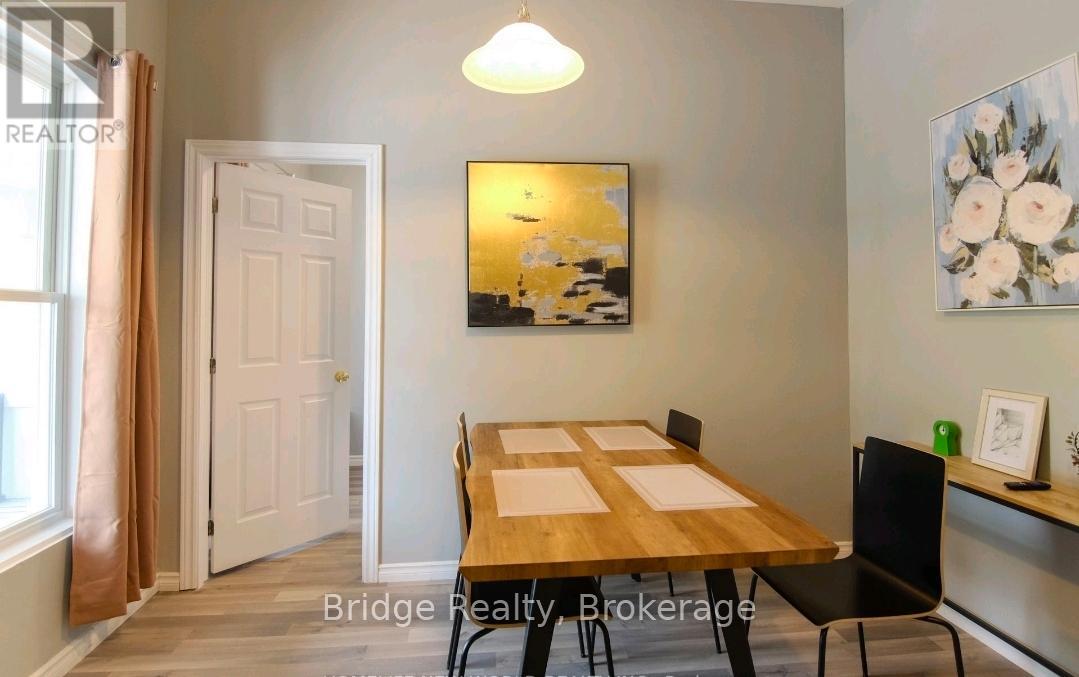 144 ADELAIDE STREET N - 6