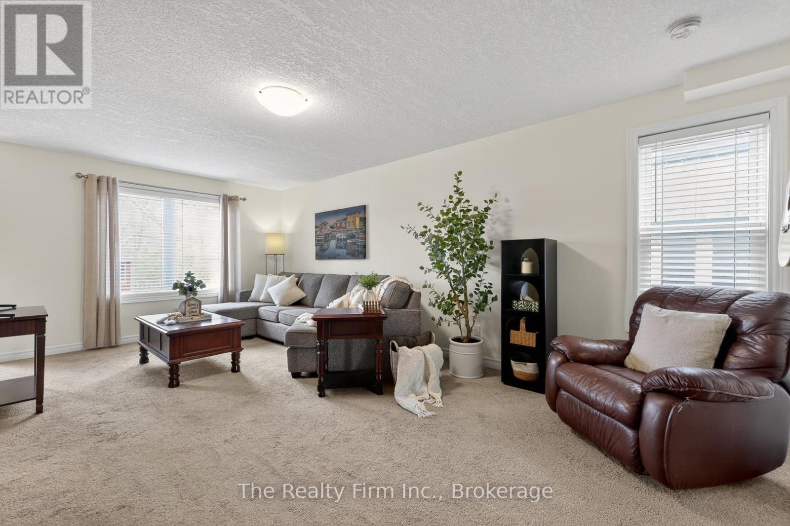 27 CATHERINE STREET - 22