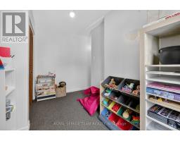 8 Lewis Street, Ottawa, ON K2P0S3 Photo 14