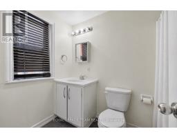 8 Lewis Street, Ottawa, ON K2P0S3 Photo 8