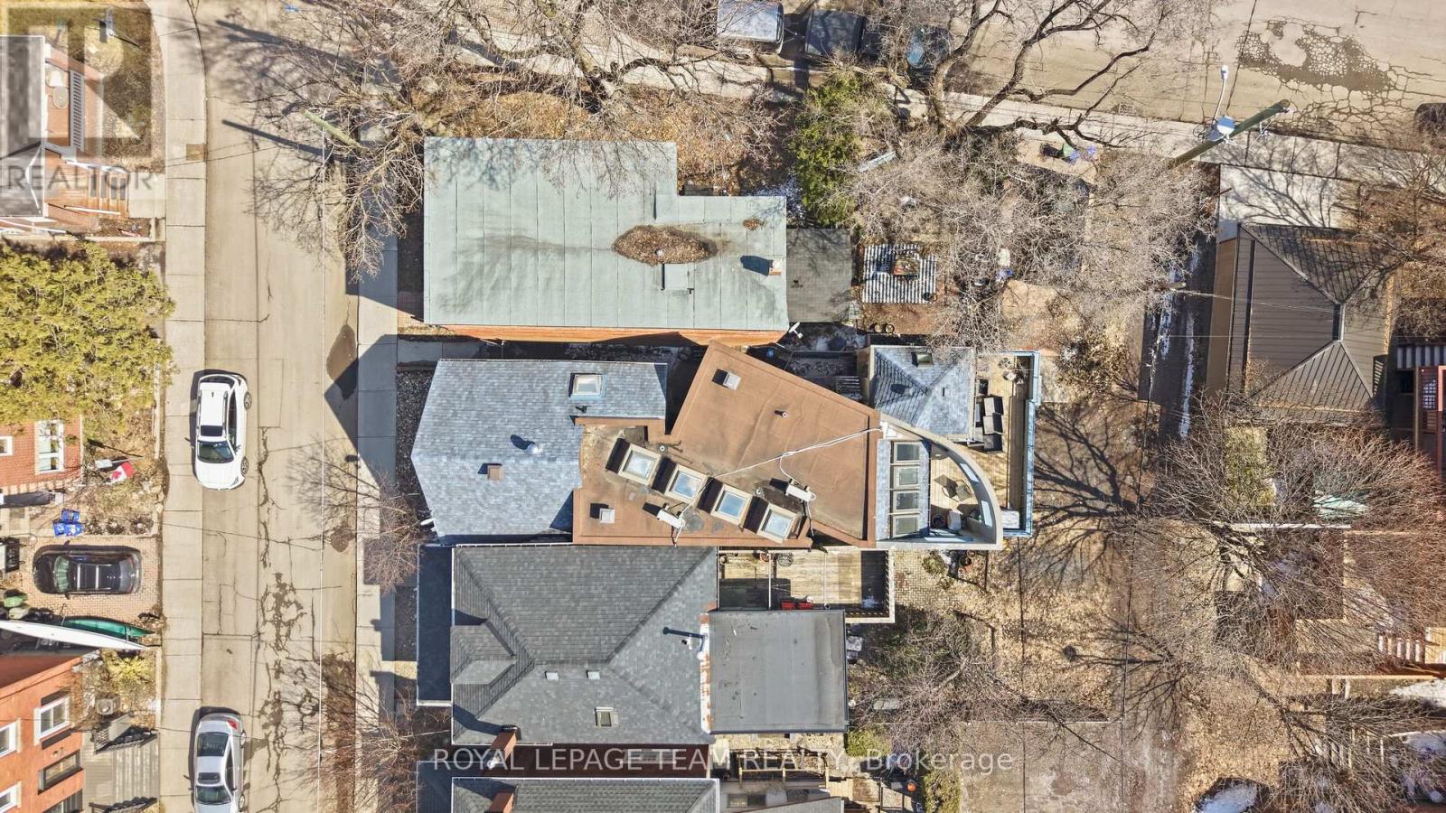 12 LEWIS STREET - 39