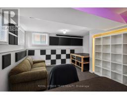 12 Lewis Street, Ottawa, ON K2P0S3 Photo 8