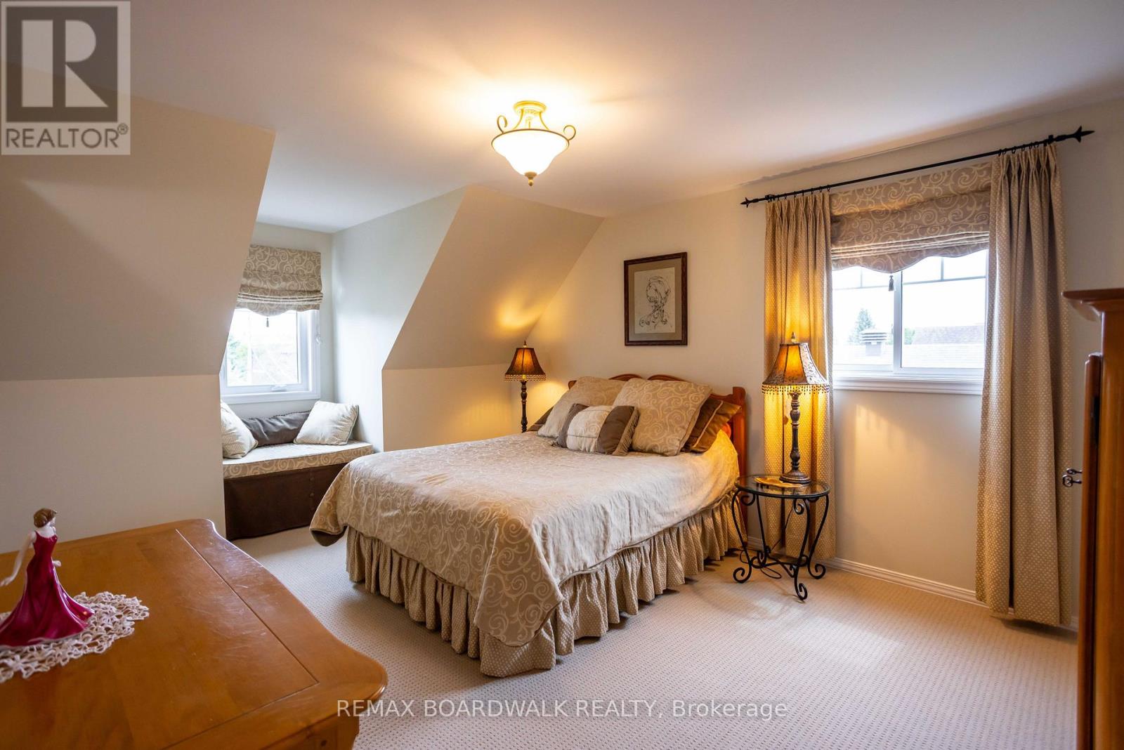 18 ALICE STREET - 19