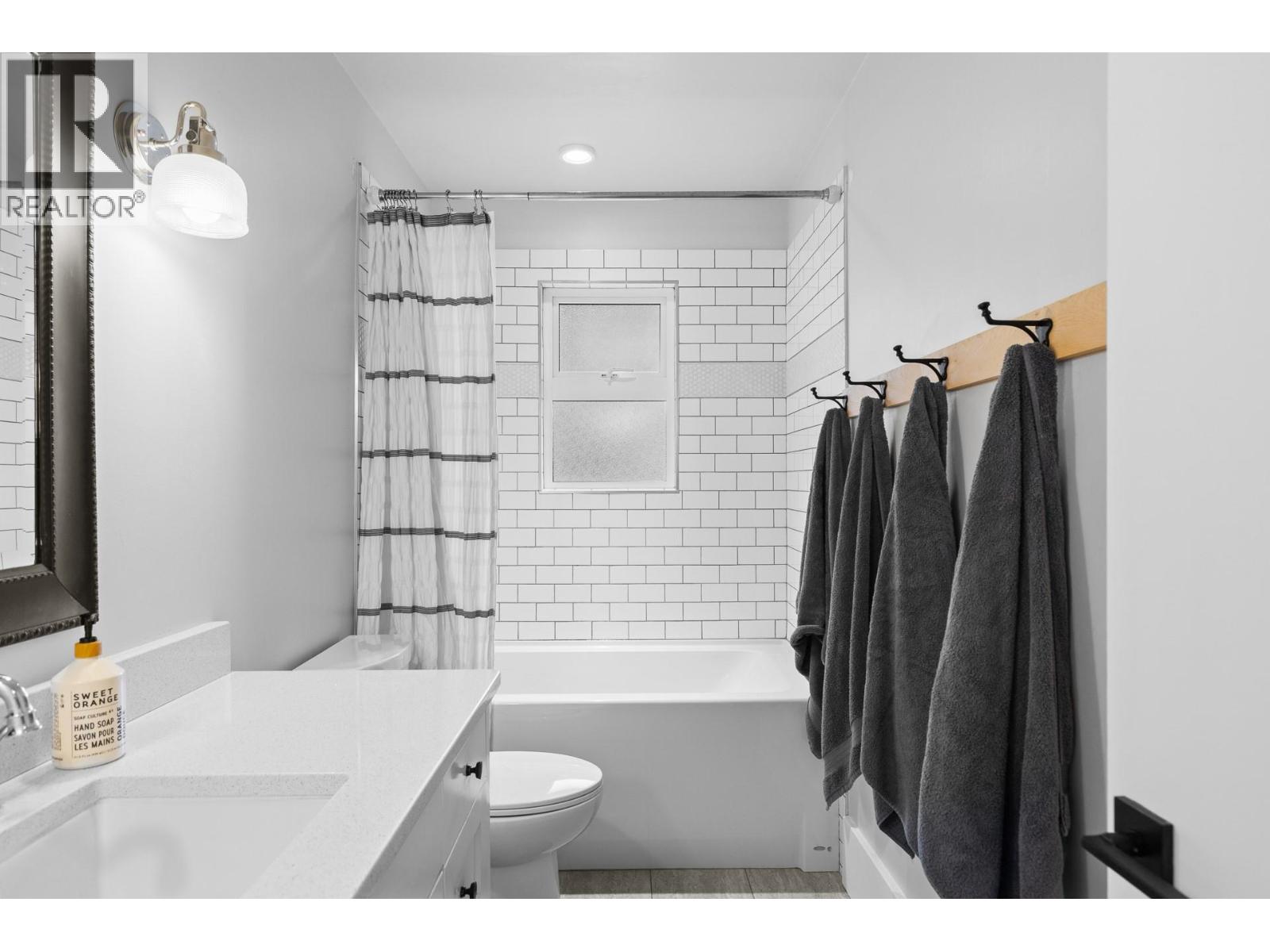  2720 Casa Loma Road, West Kelowna