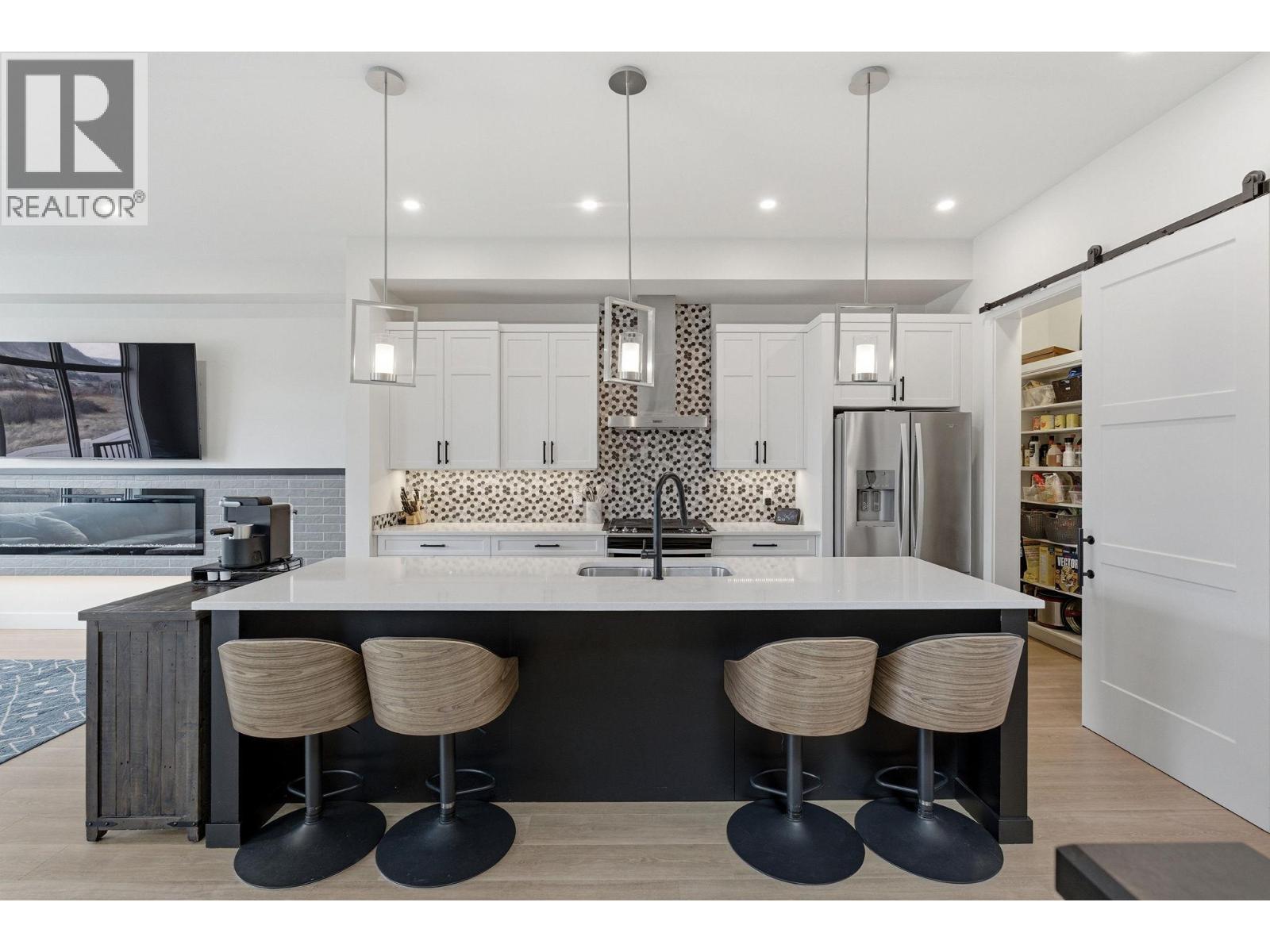  3355 Hawks Crescent, Westbank