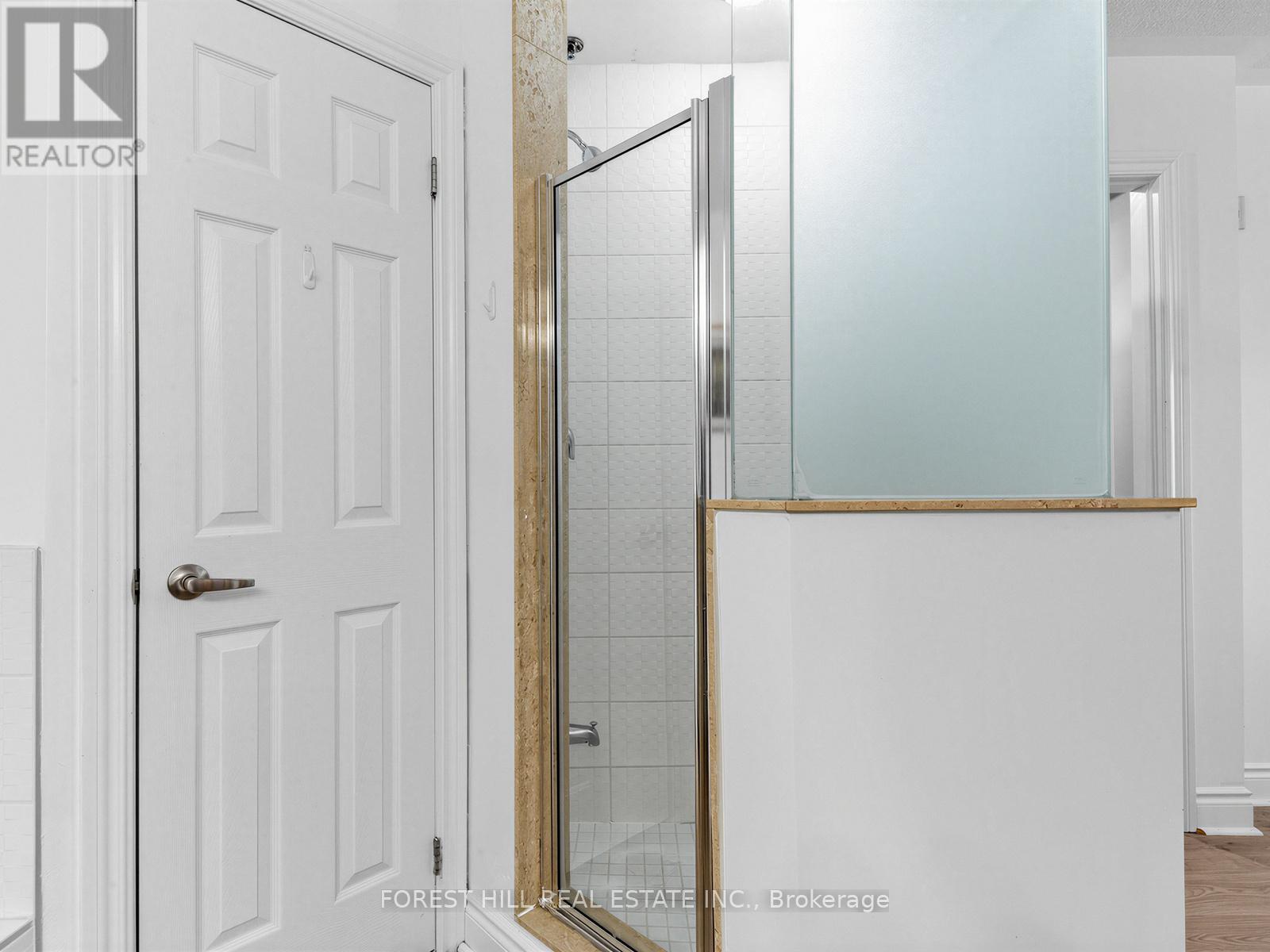 #51 8 BRIGHTON PLACE - 14
