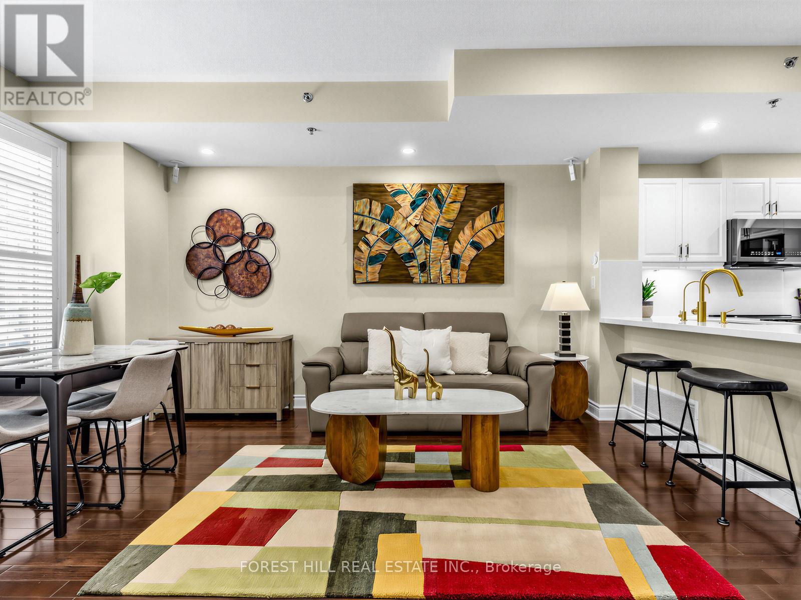 #51 8 BRIGHTON PLACE - Image 3