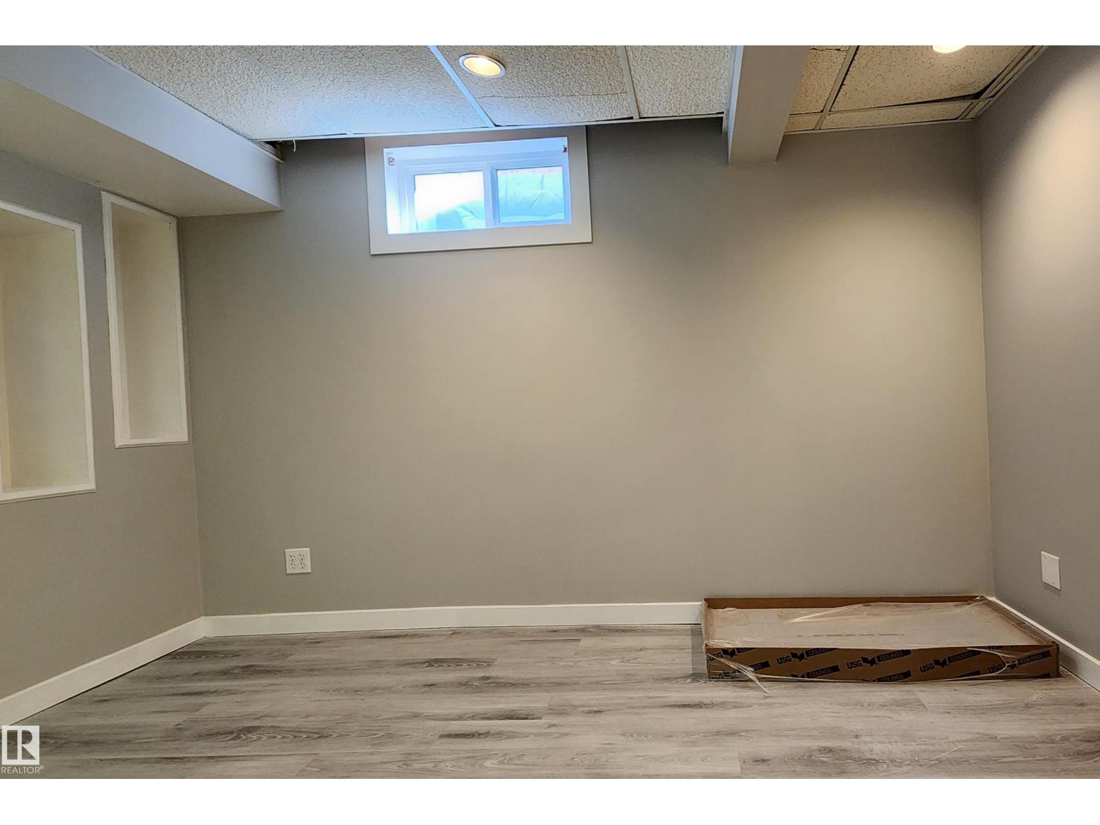 4911 106 ST NW, Edmonton