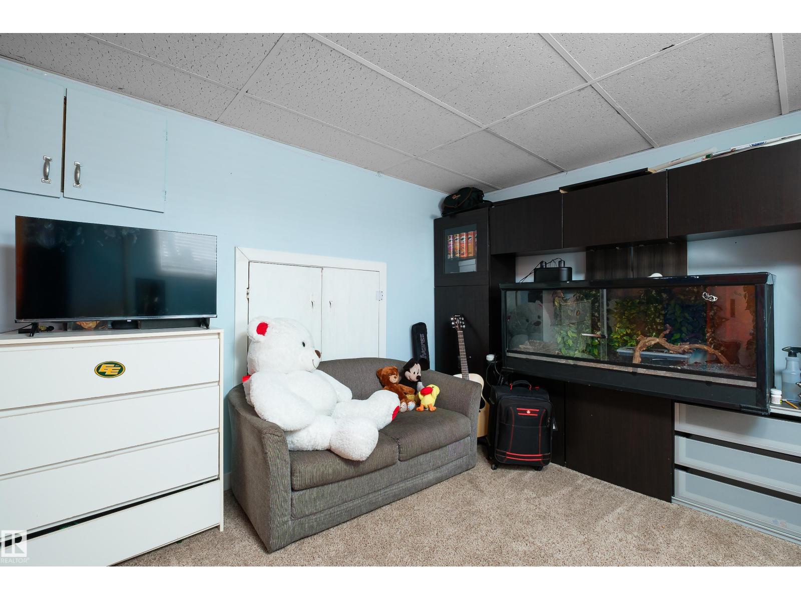 17828 91 ST NW, Edmonton