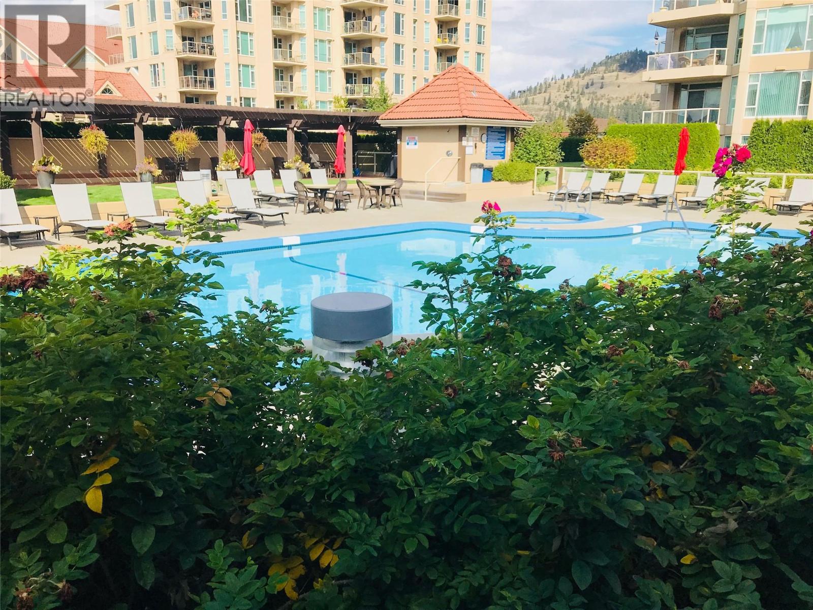 405 1152 Sunset Drive, Kelowna