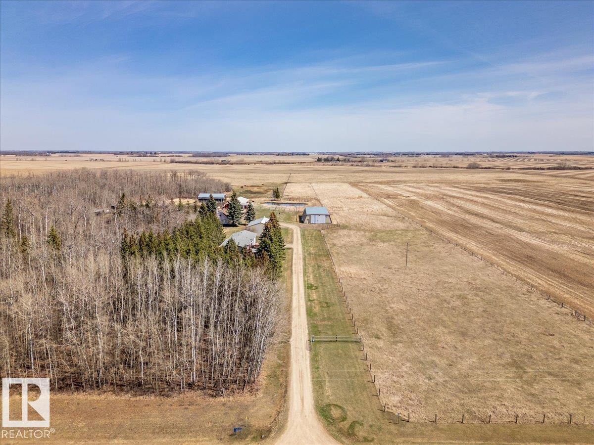 49059 RGE ROAD 265 - 4