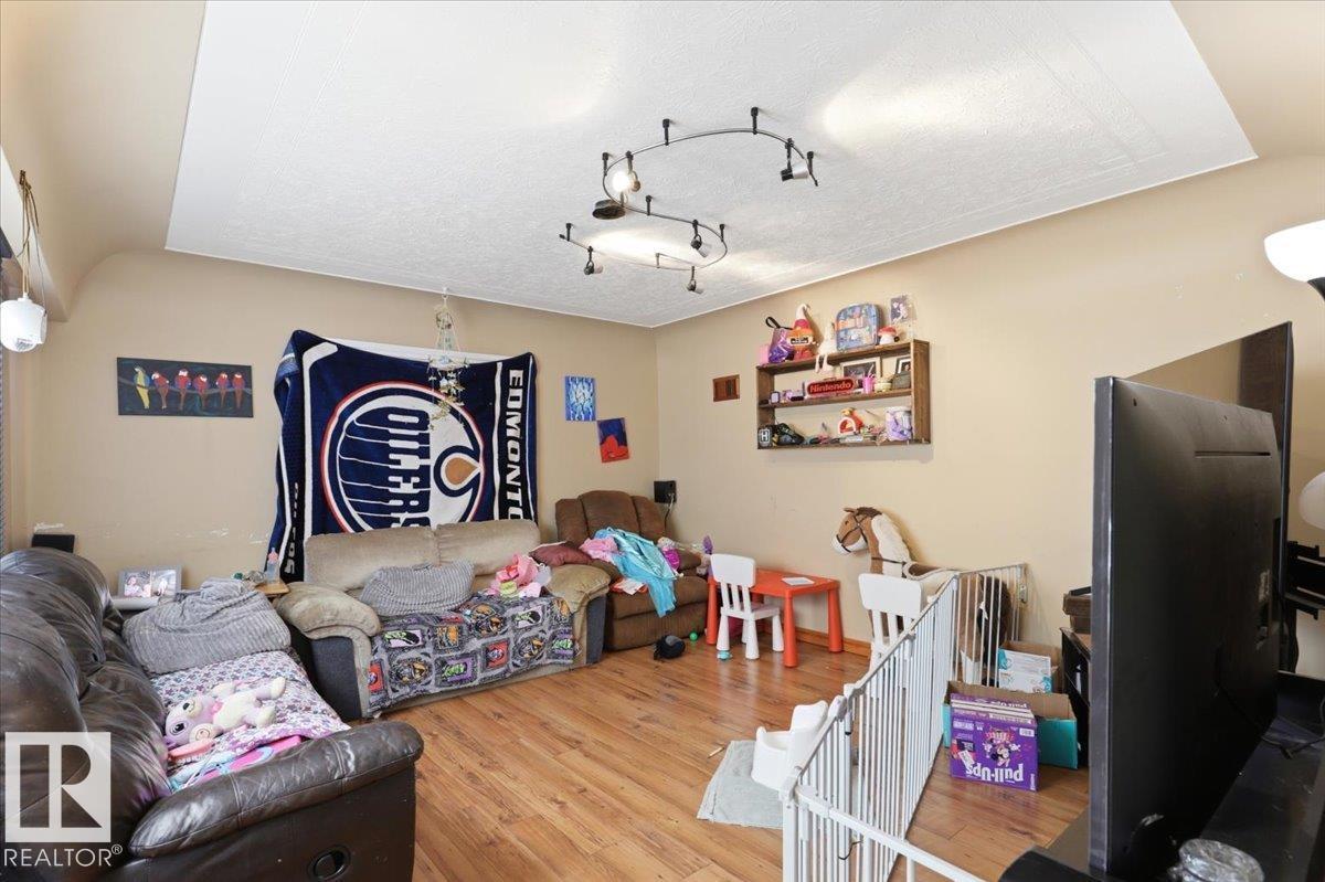 49059 RGE ROAD 265 - 46