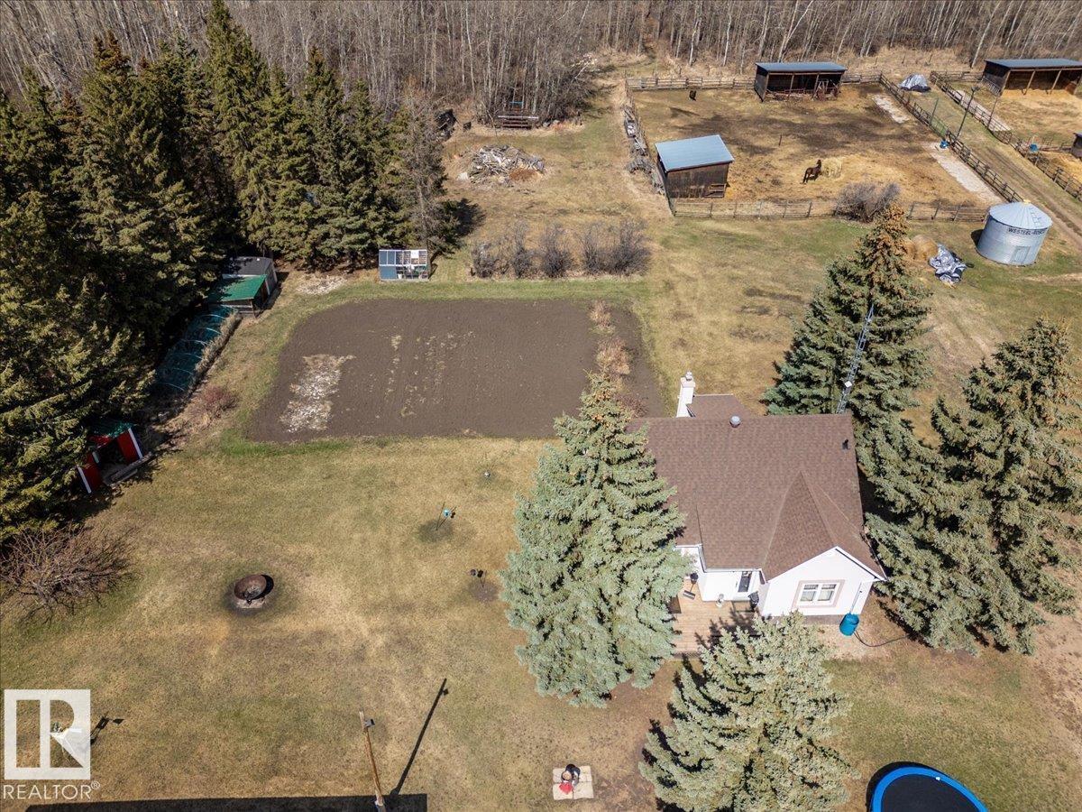 49059 RGE ROAD 265 - 6