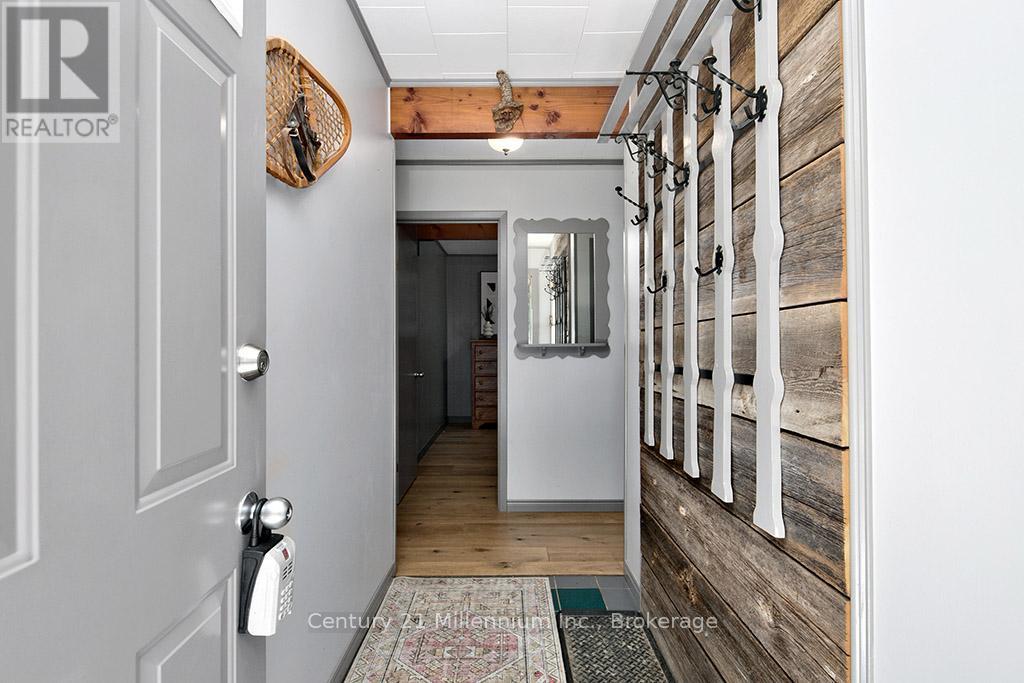 495115 GREY 2 ROAD - 6