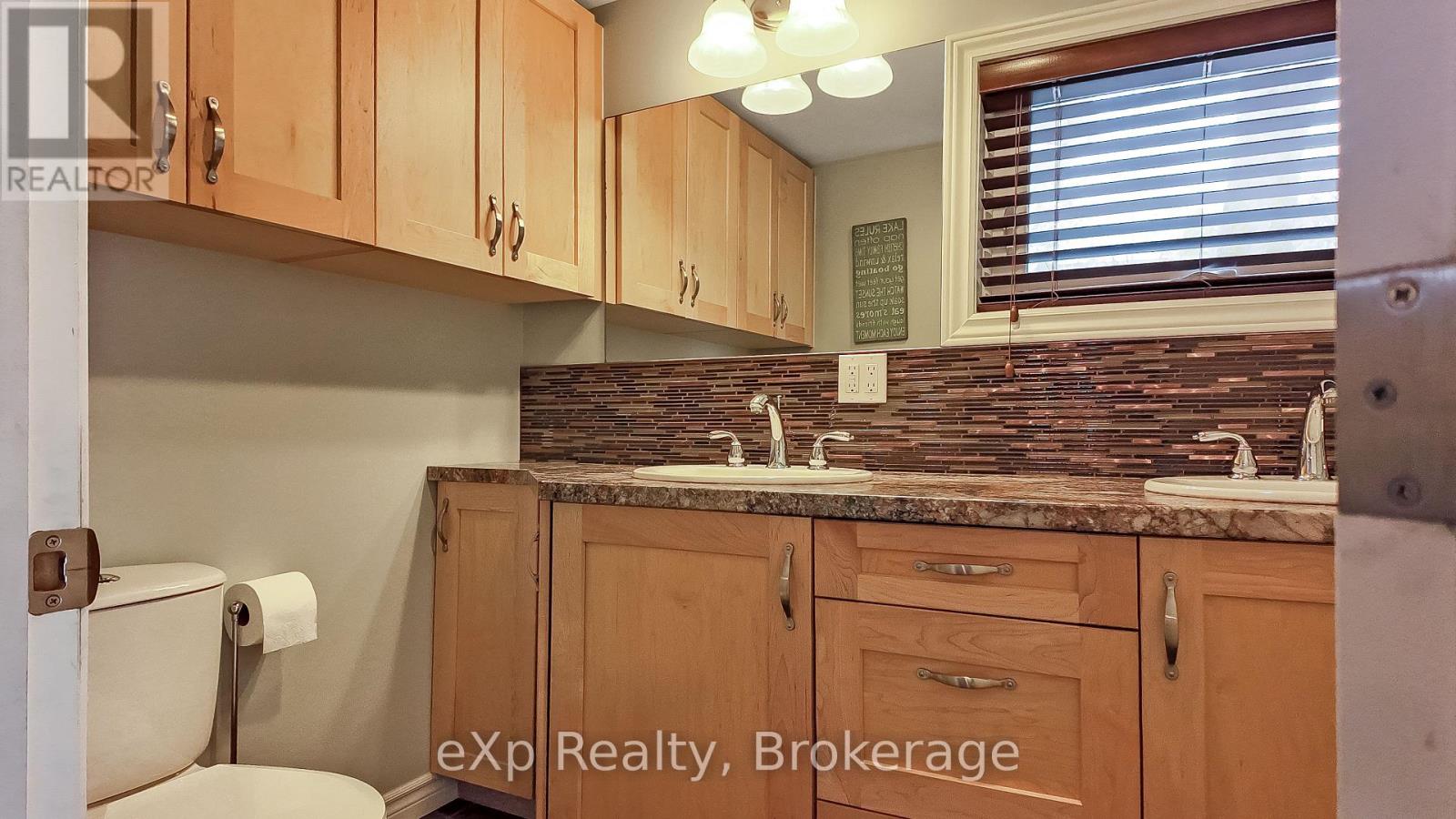 816 MARL LAKE ROAD 8 - 34