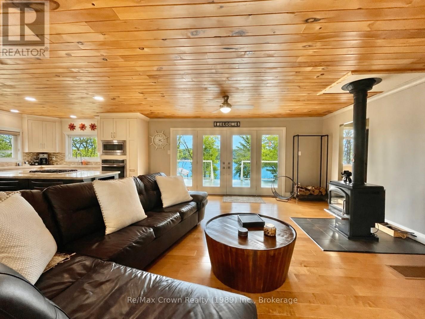 108 MURPHY DRIVE - 12